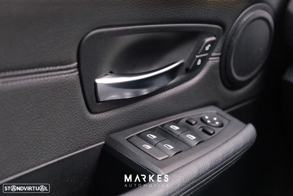 BMW 218 Active Tourer - 15