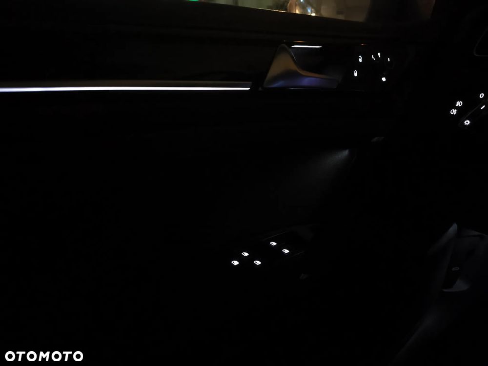 Volkswagen Golf 1.5 TSI BMT Evo Highline - 19