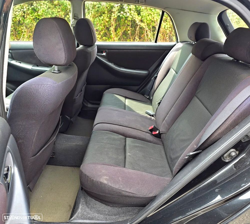 Toyota Corolla 1.4 D-4D Sol - 10