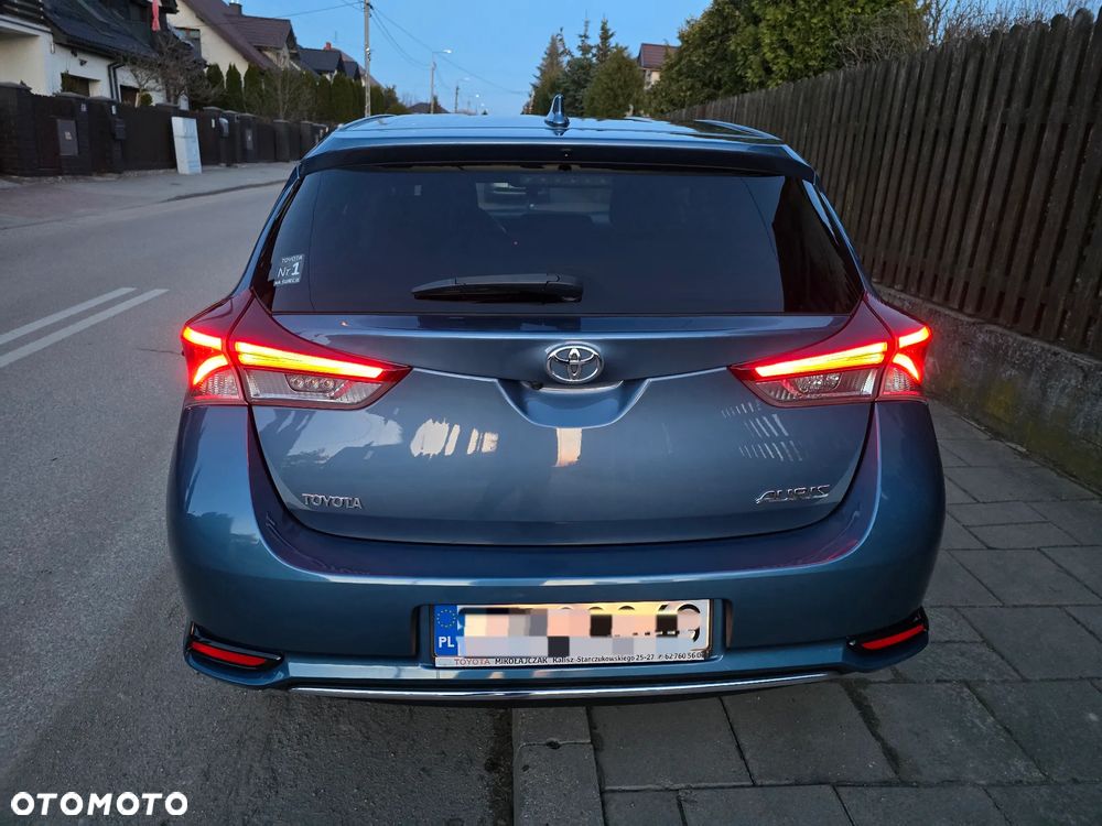Toyota Auris 1.6 Premium Comfort - 31