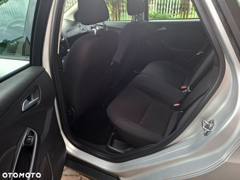 Ford Focus - 29