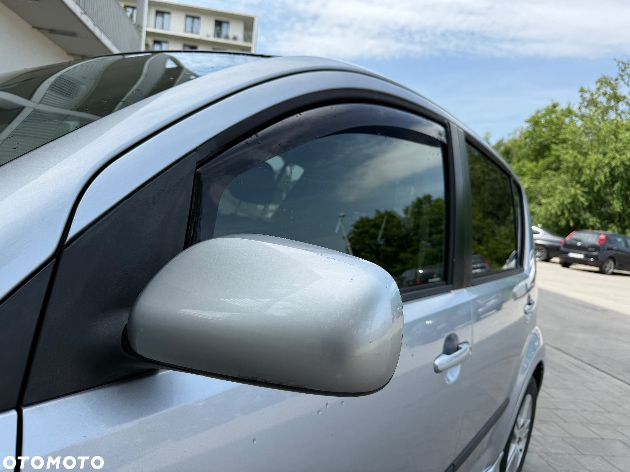 Daihatsu Sirion 1.3 - 23