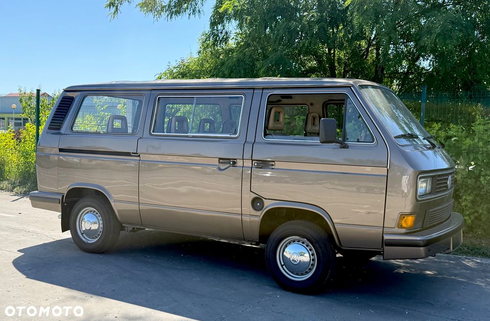 Volkswagen Transporter Caravelle GL 255 592/Z24 - 8