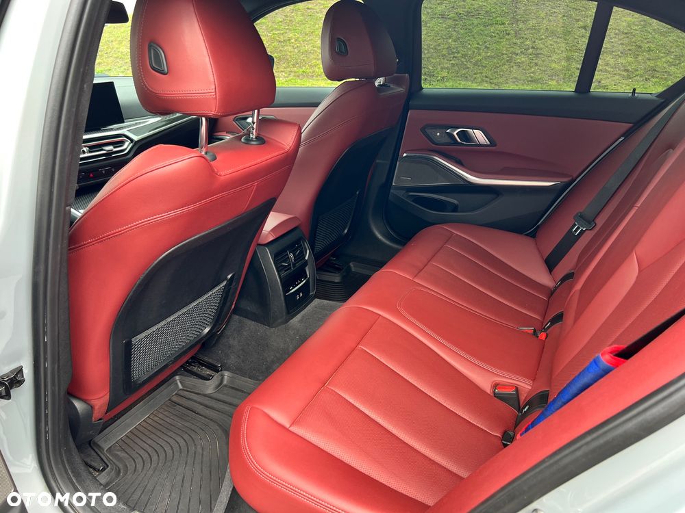 BMW Seria 3 M340i xDrive sport - 10