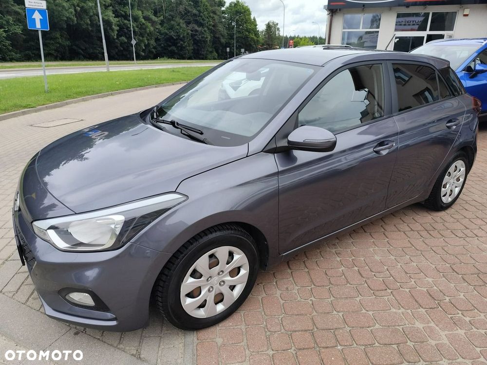 Hyundai i20 - 11