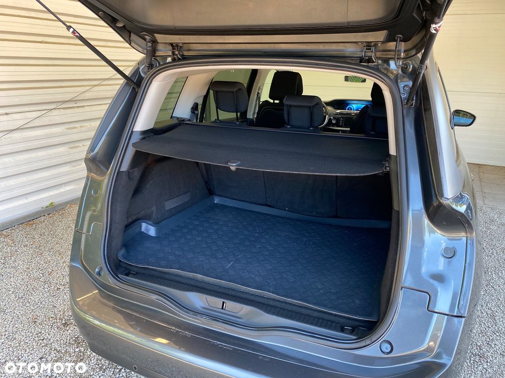 Citroën C4 Picasso 2.0 HDi FAP Exclusive - 6