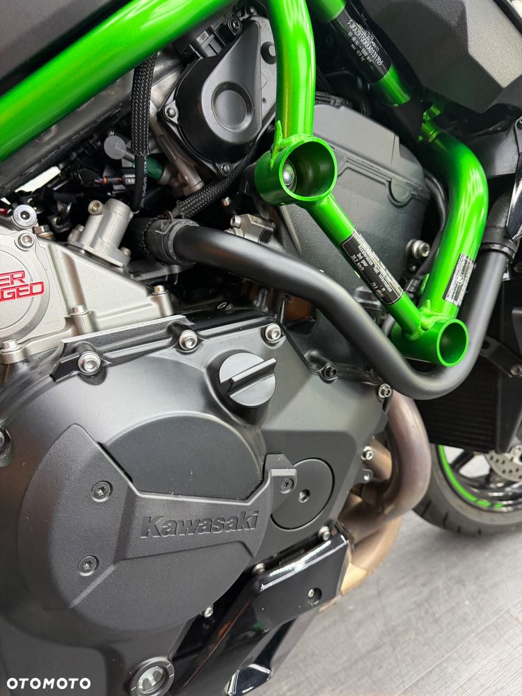 Kawasaki H2 - 13