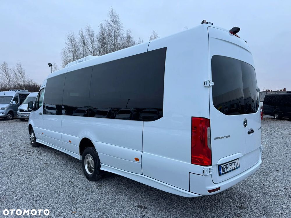Mercedes-Benz Sprinter 519 - 7