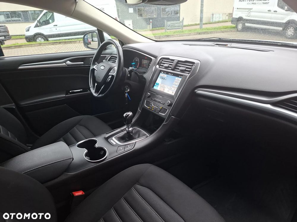 Ford Mondeo 1.5 EcoBoost Trend - 33