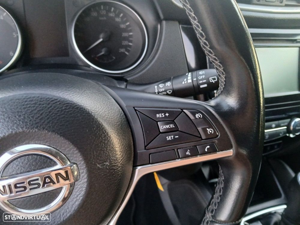 Nissan Qashqai 1.5 dCi Acenta C/Barras de Tejadilho DCT - 20