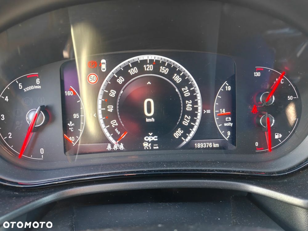 Opel Insignia - 19