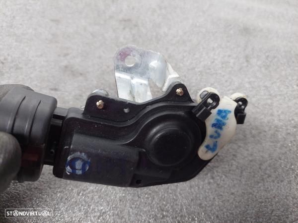 Motor Fecho Central Toyota Corolla (_E10_) - 4