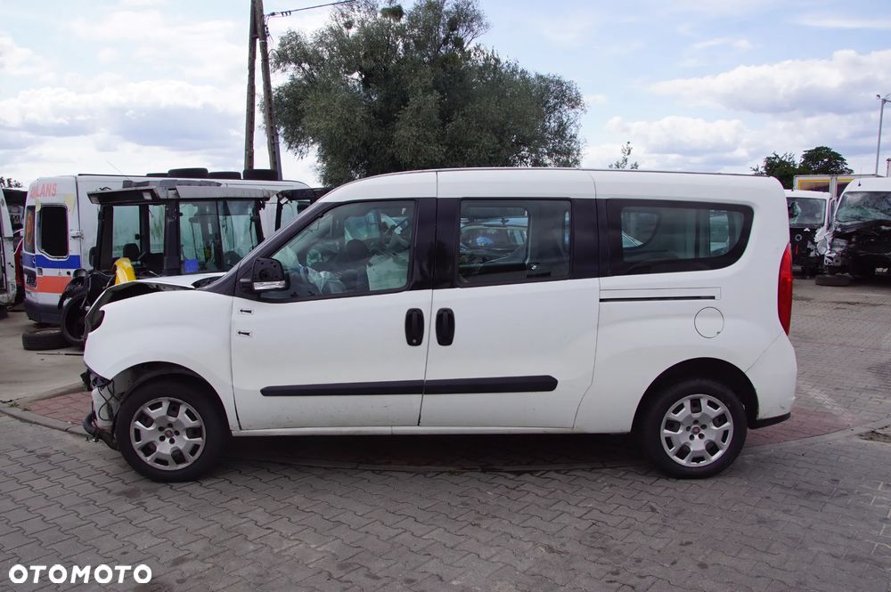 Auto na części - Fiat Doblo II Lift 1.4 T-Jet 120 KM 198A4000 M32 249 2018R Silnik Skrzynia Drzwi Szyba Zderzak Klapa Deska Kokpit Sterownik Moduł Licznik Kierownica - 8