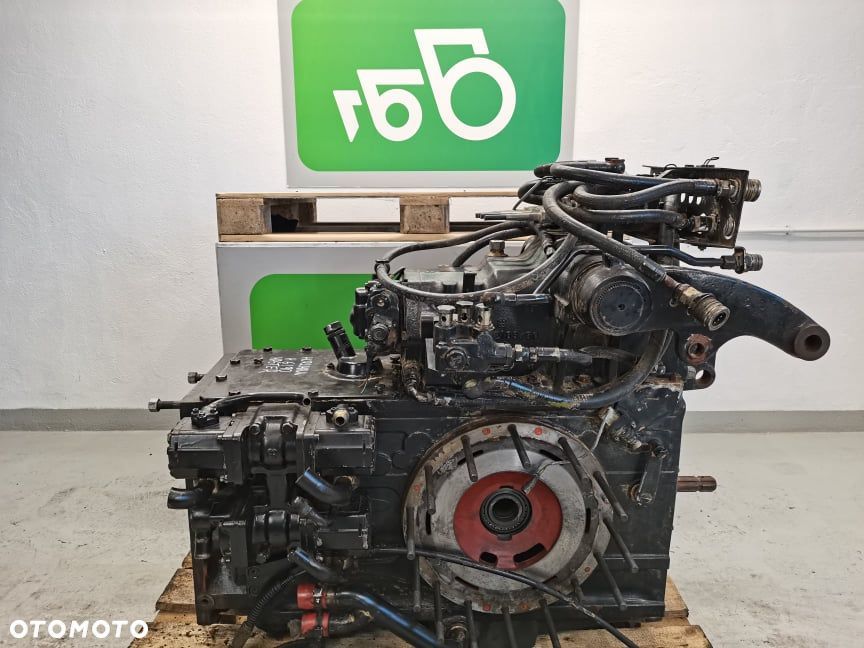 Napęd pompy hydraulicznej Hurlimann 6190 - 12