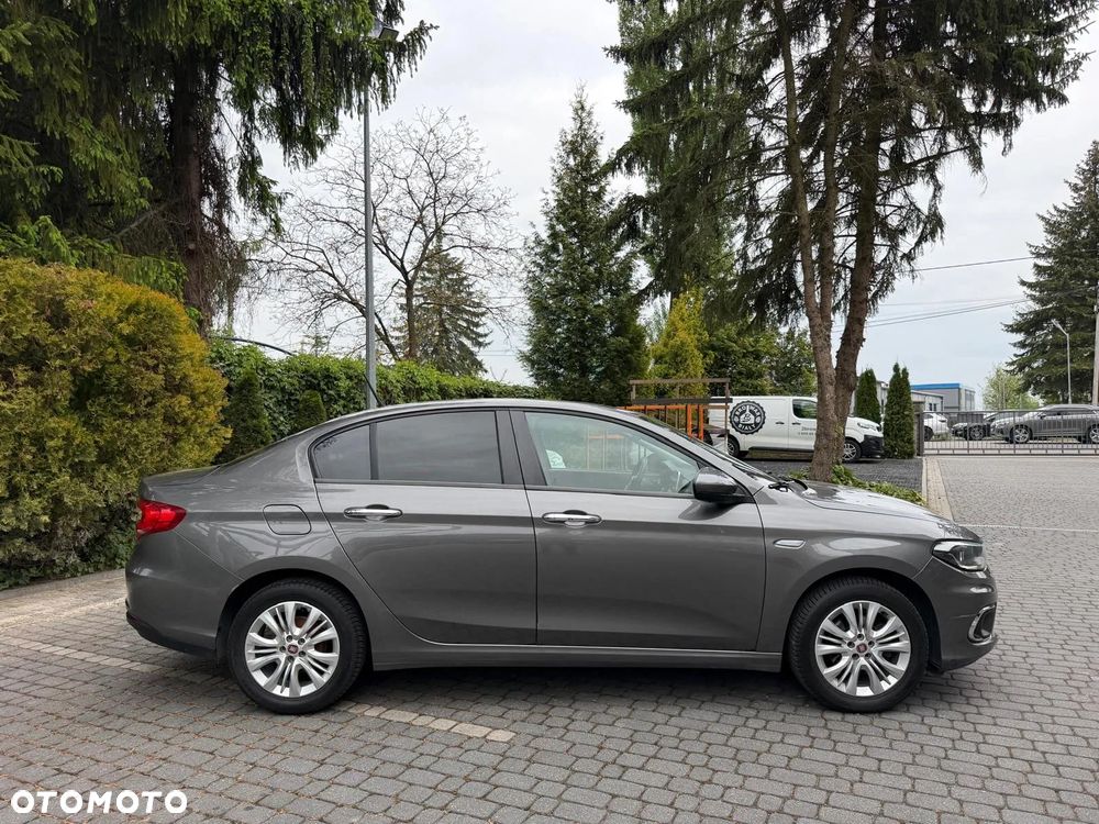 Fiat Tipo 1.4 16v Lounge EU6d - 17