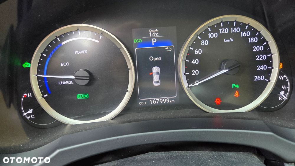 Lexus IS 300h Prestige - 21