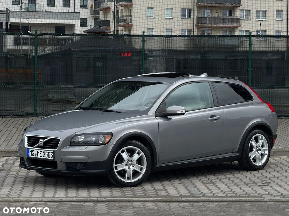 Volvo C30 2.0 - 13