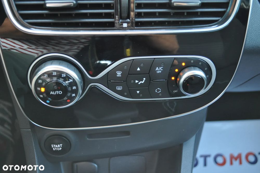 Renault Clio - 31