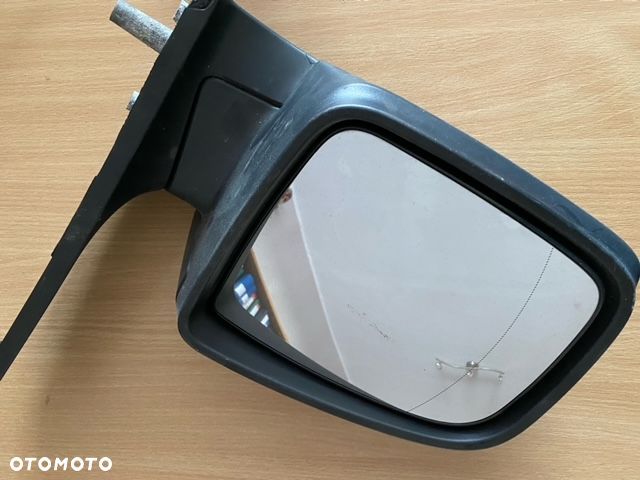 LUSTERKO LEWE MERCEDES VITO W639, A3158411