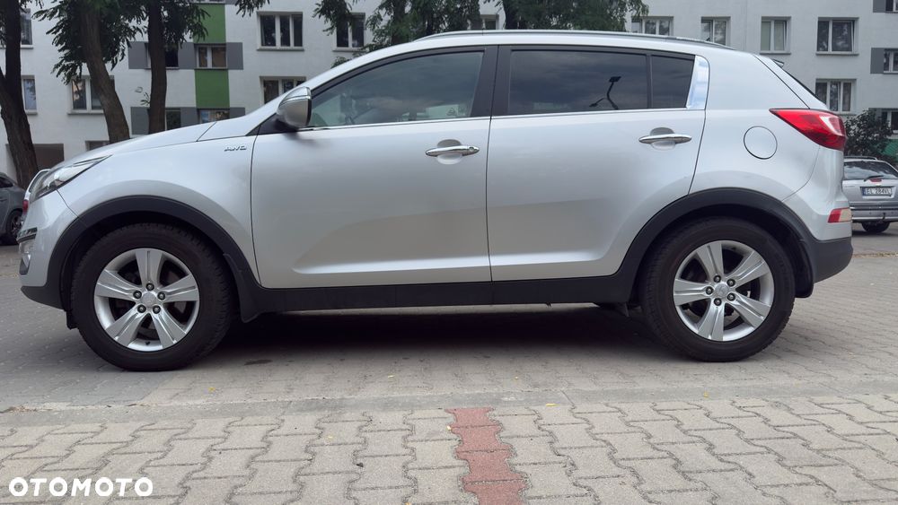 Kia Sportage 2,0 CRDI AWD Spirit - 13