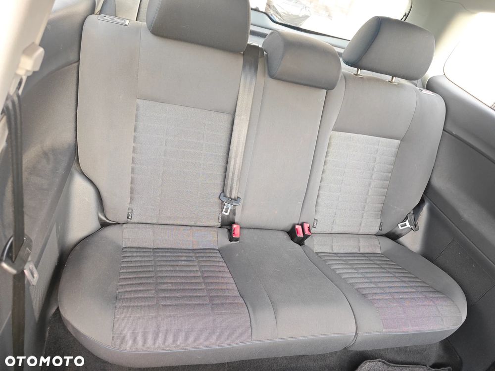 Volkswagen Polo - 13