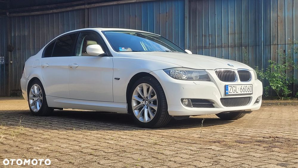 BMW Seria 3 318i - 9