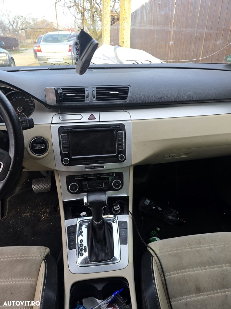 Volkswagen Passat CC - 4