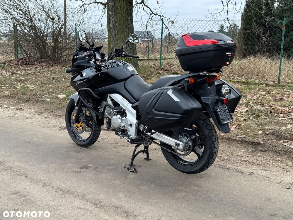 Suzuki V-STROM - 4
