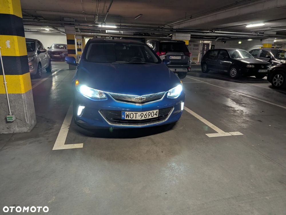 Chevrolet Volt - 15