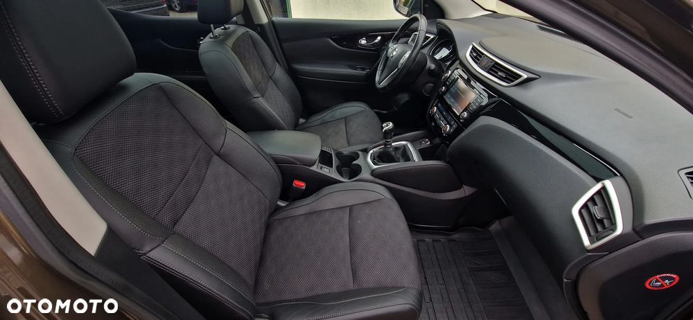 Nissan Qashqai 1.6 DIG-T Tekna - 12