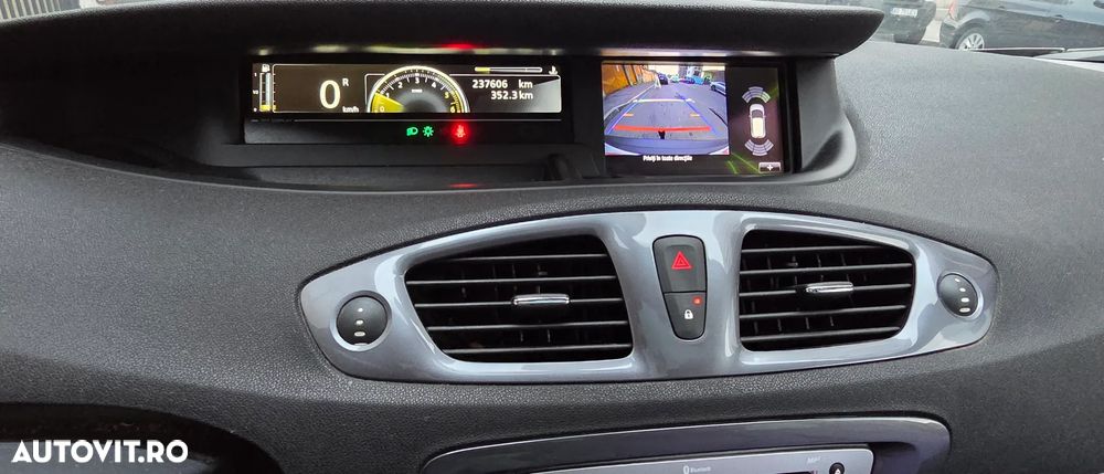 Renault Scenic - 7