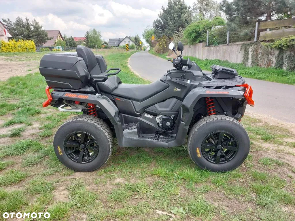 Can-Am Outlander Max