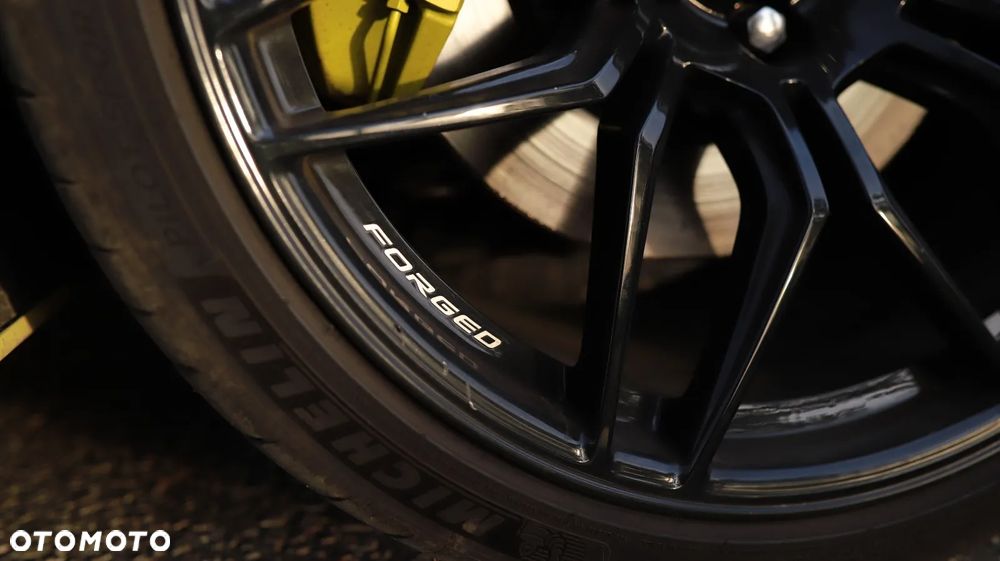 Chevrolet Corvette - 6