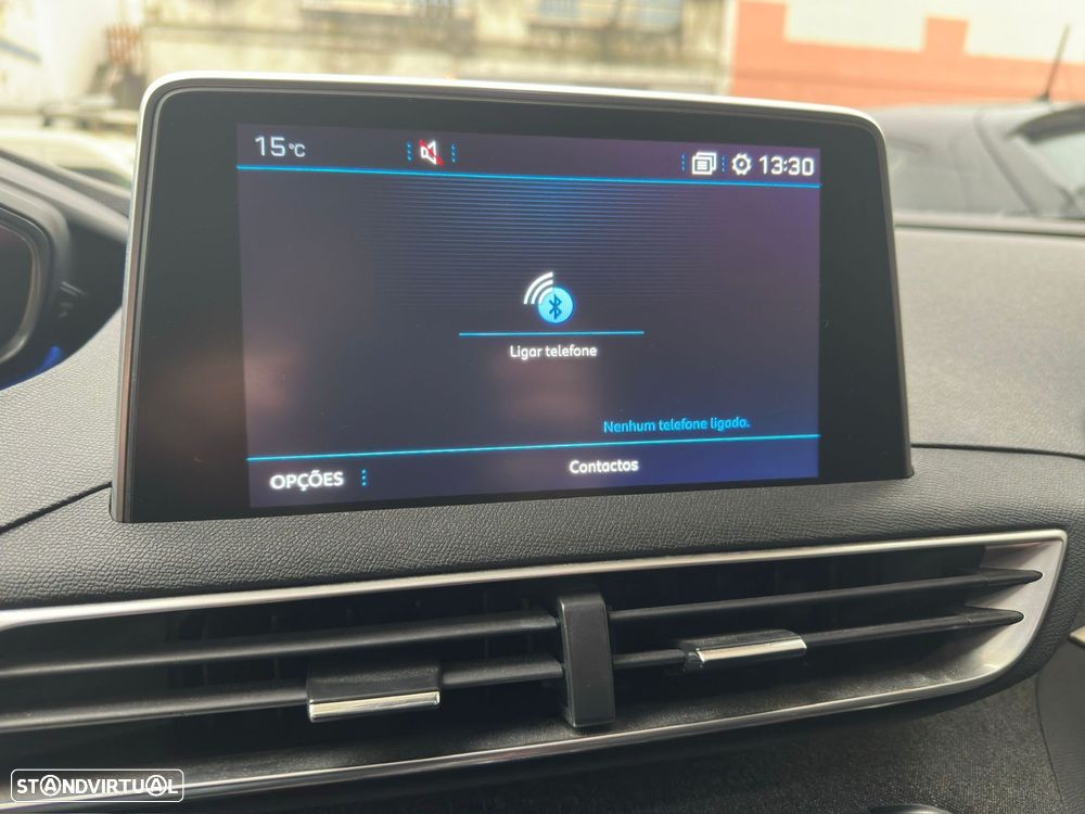 Peugeot 5008 1.2 PureTech Allure EAT6 - 19