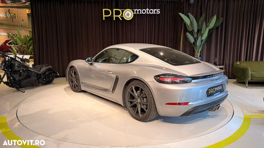 Porsche Cayman 718 T - 3