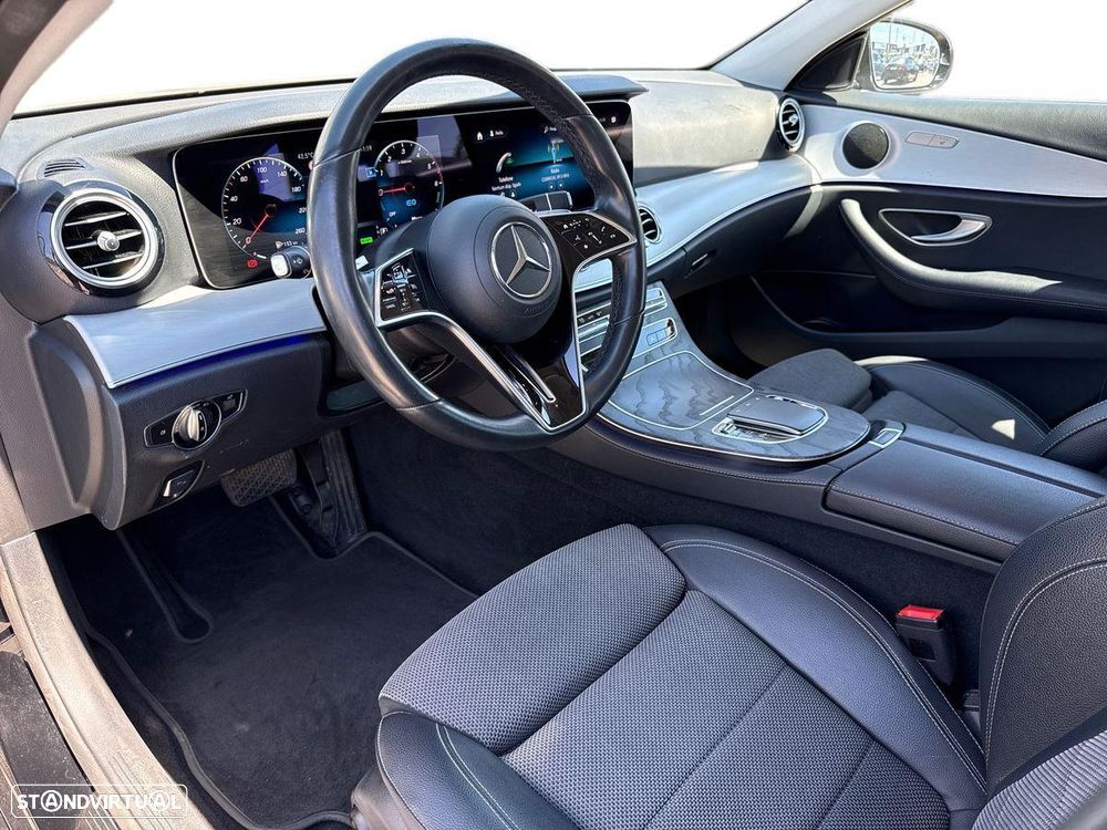 Mercedes-Benz E 300 - 11