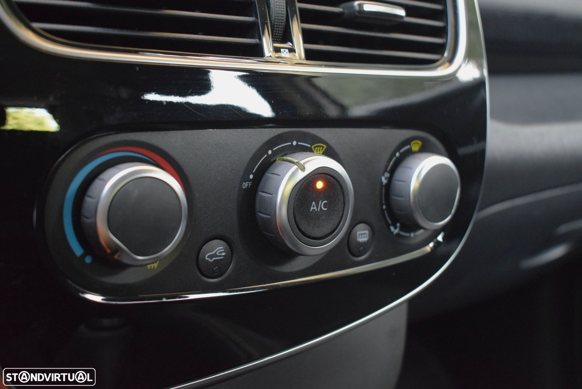 Renault Clio 1.2 Zen - 22