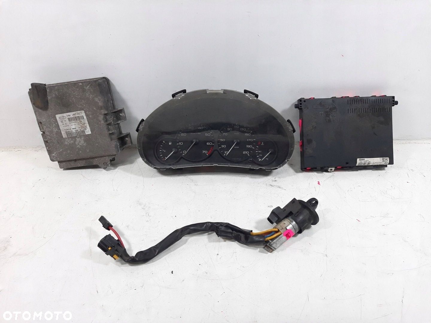 PEUGEOT 206 1.1 8V 98R STEROWNIK SILNIKA ZESTAW MAGNETI MARELLI 9635991580 - 1