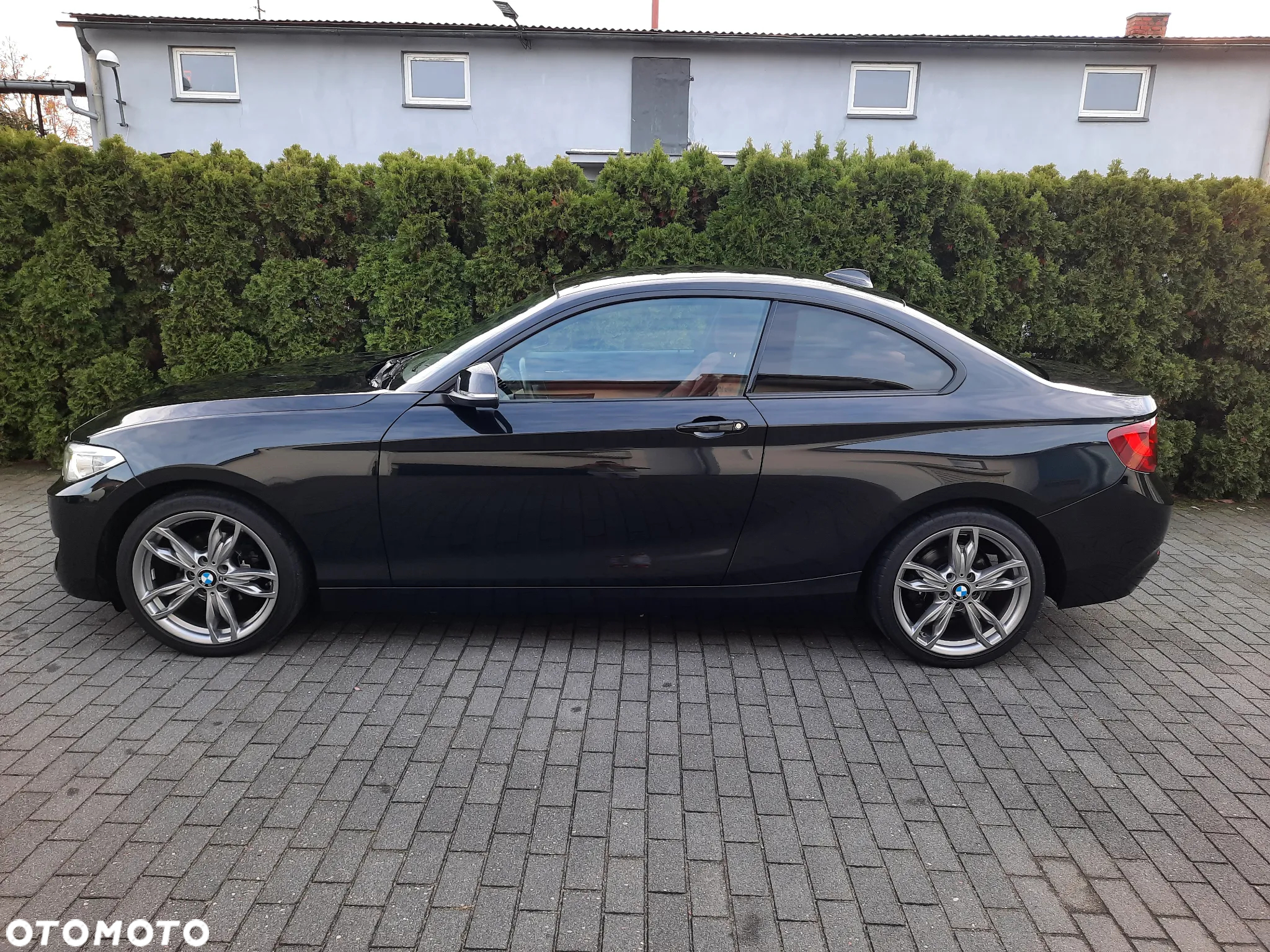 BMW Seria 2 218d Sport Line - 8