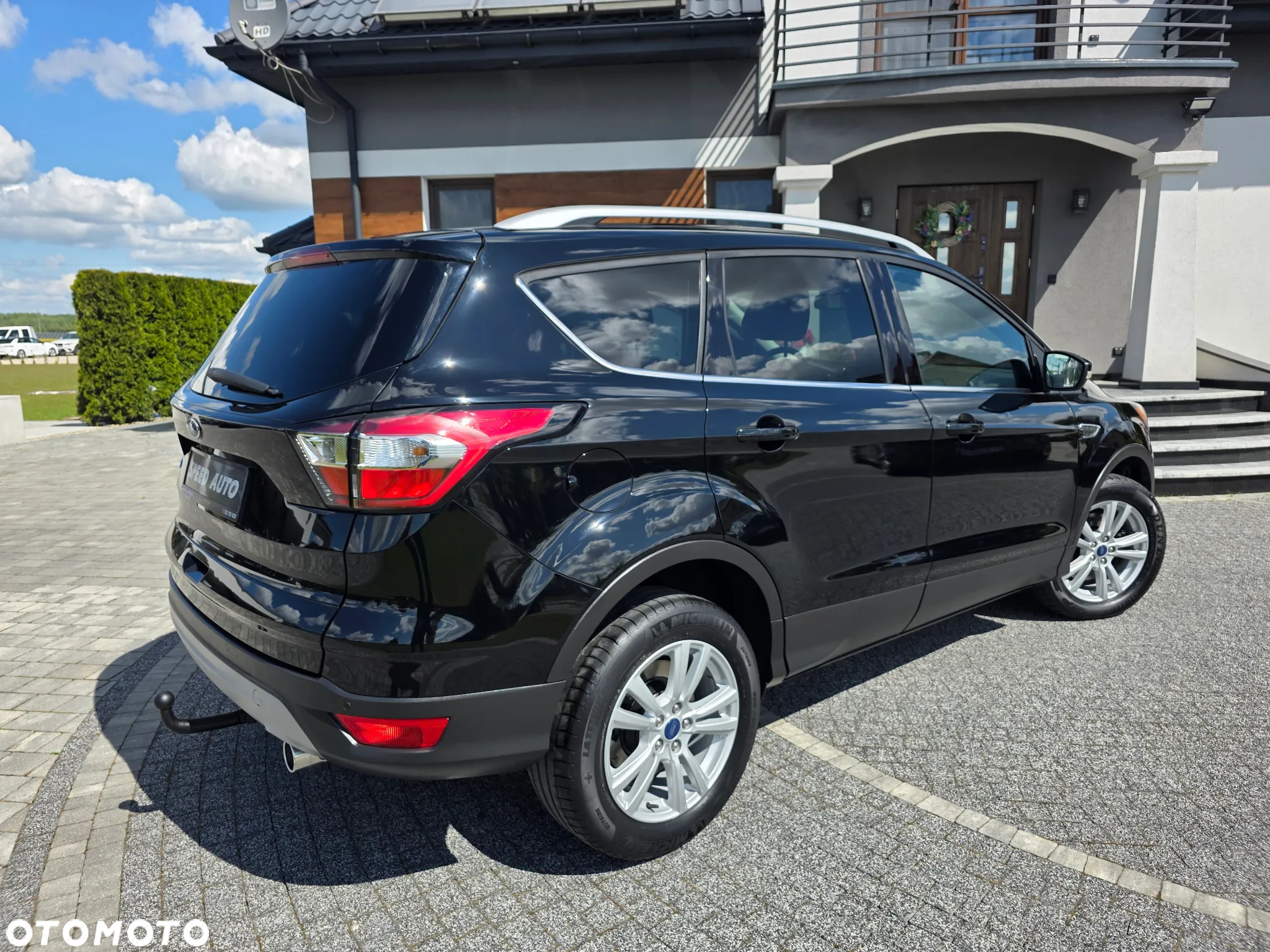 Ford Kuga 2.0 TDCi 2x4 Titanium - 13