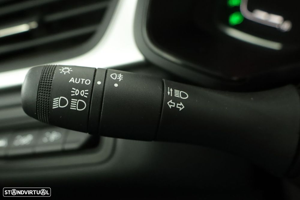 Renault Captur 1.0 TCe Techno Bi-Fuel - 17
