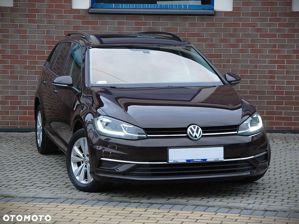Volkswagen Golf - 2
