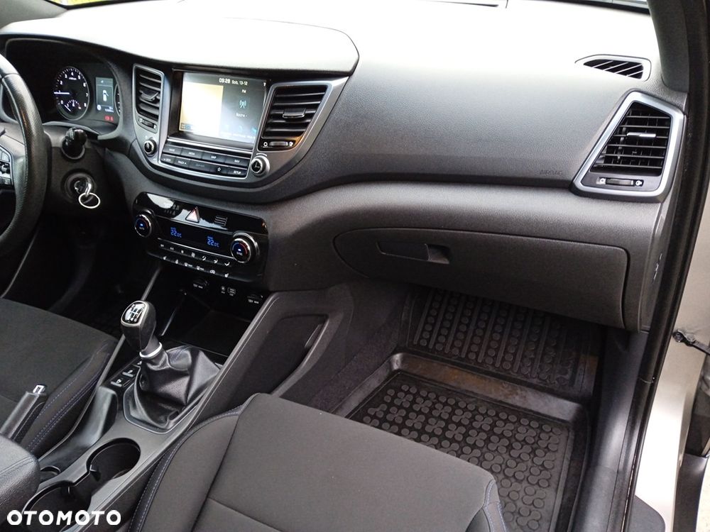 Hyundai Tucson 1.6 GDI BlueDrive GO 2WD - 20