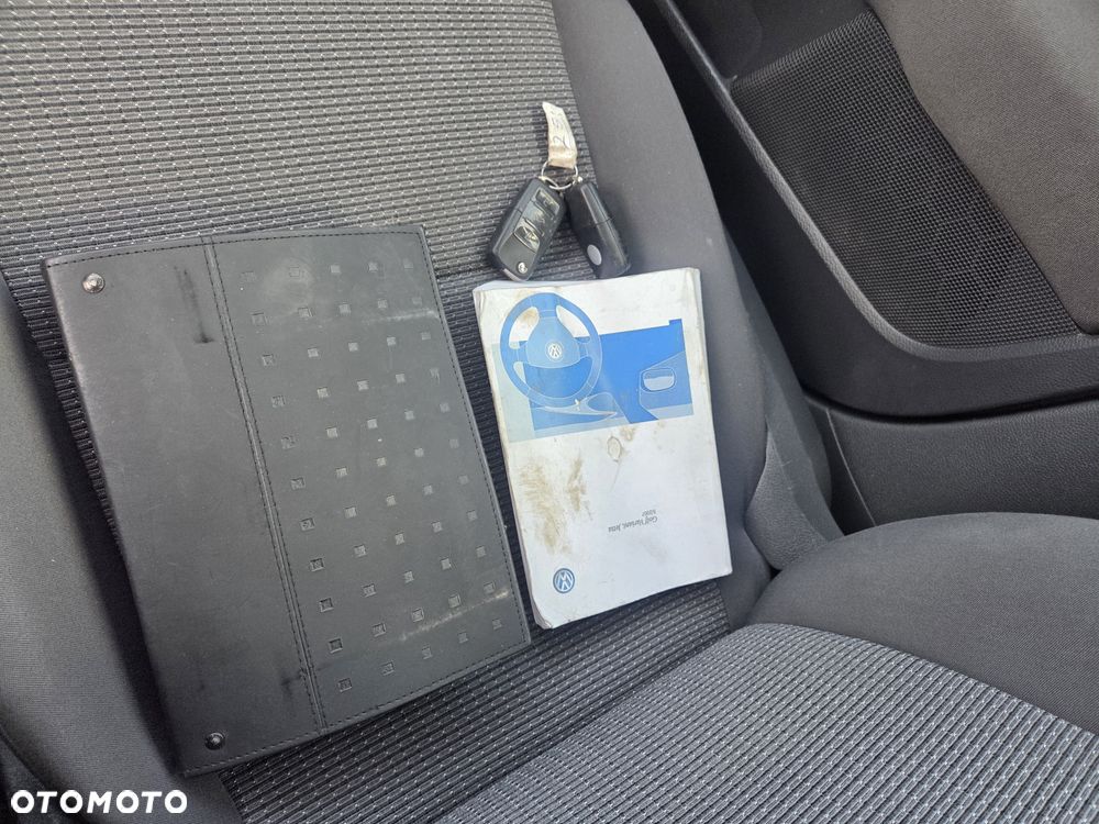 Volkswagen Jetta 1.6 Trendline - 19