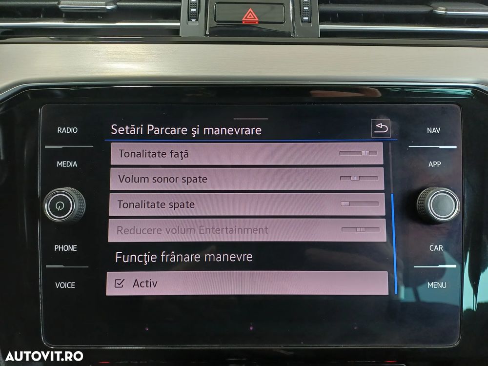 Volkswagen Passat 2.0 TDI SCR DSG Elegance - 27