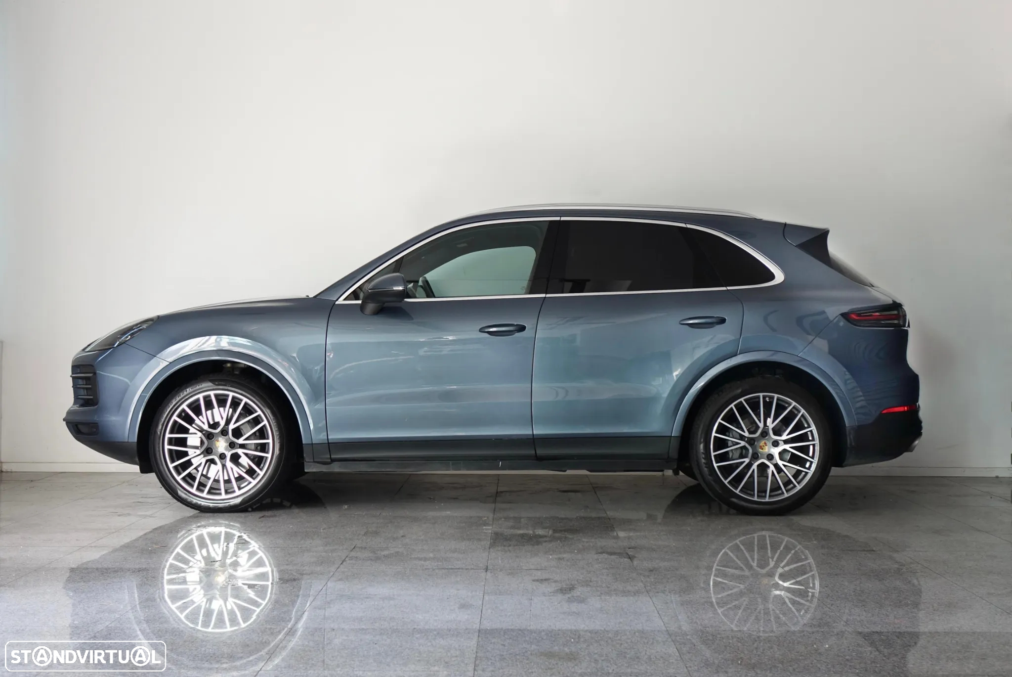 Porsche Cayenne S - 2