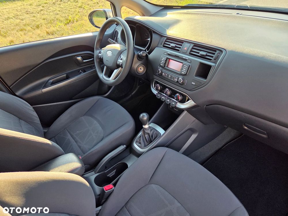 Kia Rio 1.2 Spirit - 17