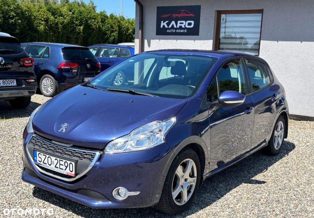 Peugeot 208 - 2