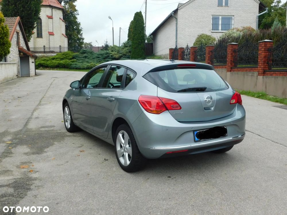 Opel Astra 1.6 Easytronic Cosmo - 8
