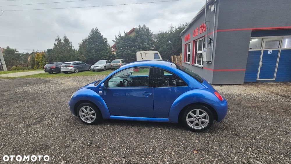 Volkswagen New Beetle - 3